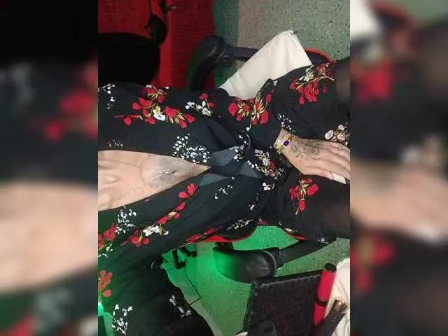 Freechat Fecfec91111 on BongaCams