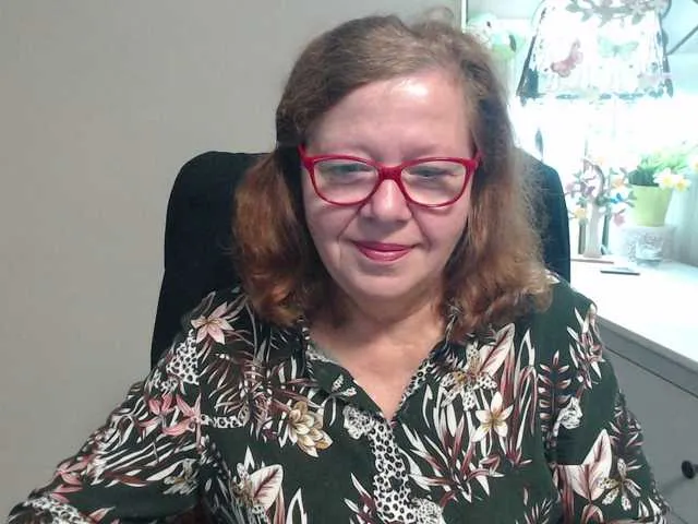 Offline flirty-adele on BongaCams