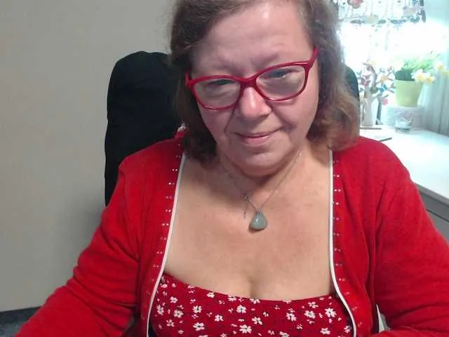 Offline flirty-adele on BongaCams