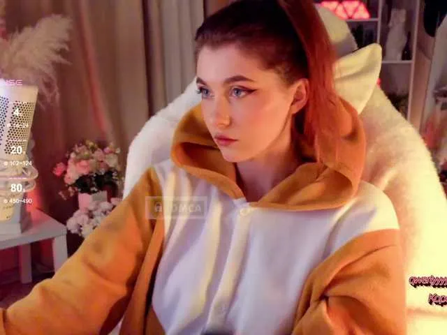 Offline HoneyCherry on BongaCams