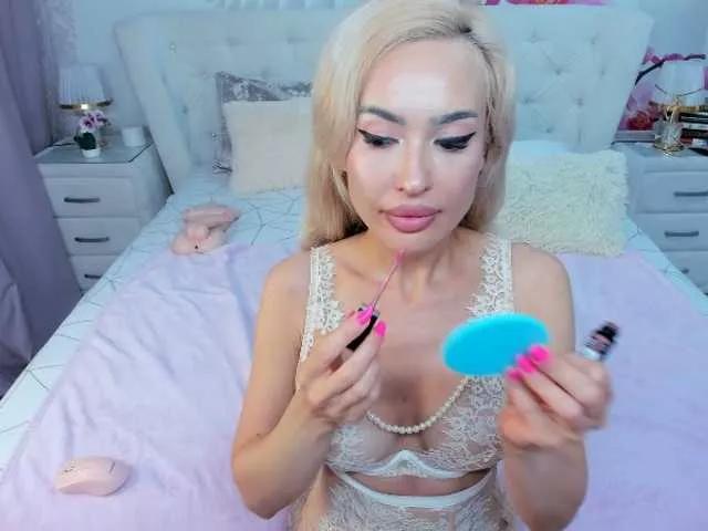 HottieSweetBritney on BongaCams 