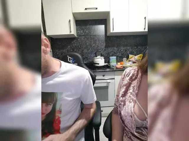 Freechat Innokentiy449 on BongaCams