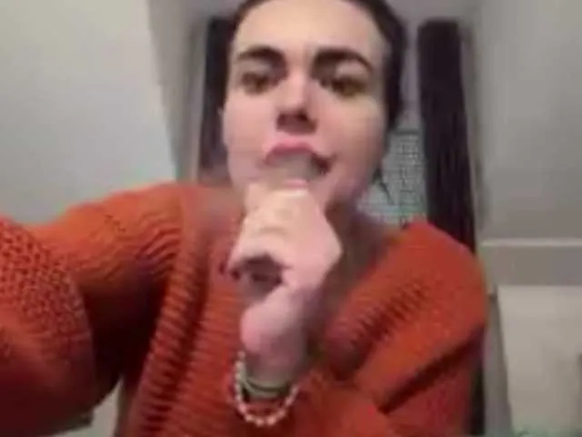 Offline JennyLUST on BongaCams