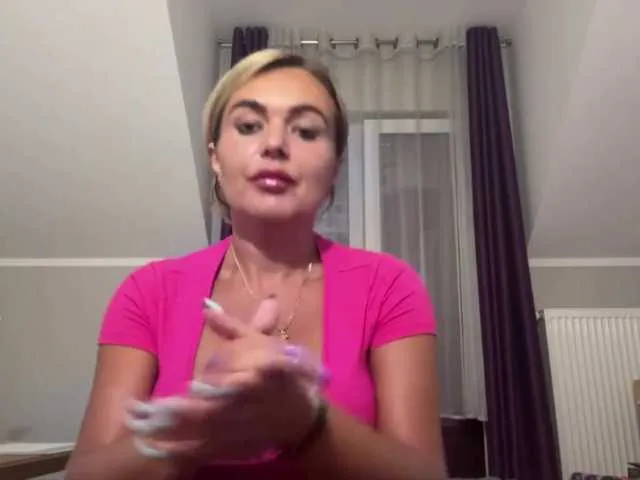 Offline JennyLUST on BongaCams