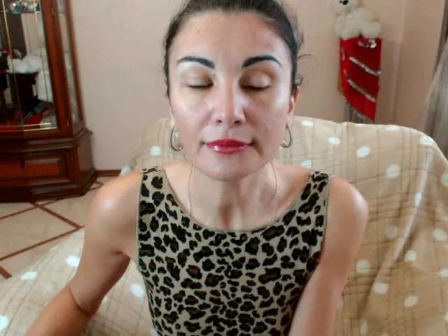 Offline Karina8571 on BongaCams