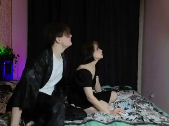 Offline KawaiiHornyArtists on BongaCams