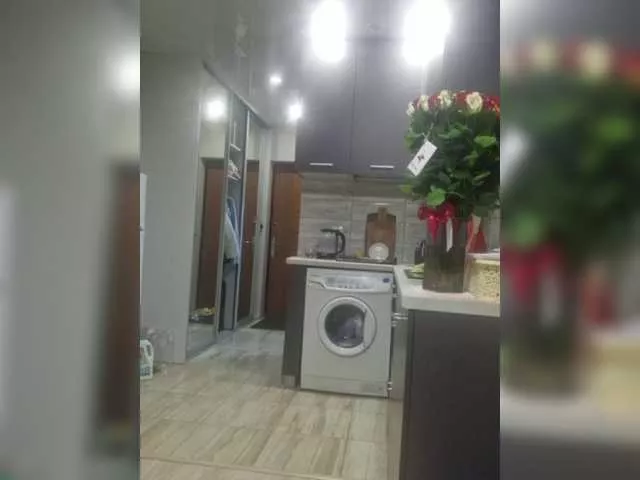 Offline Kira183 on BongaCams