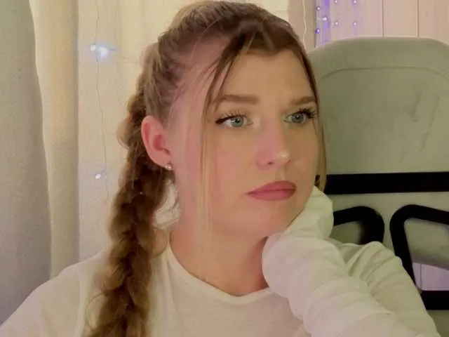 KotiMrrr — When I am treated with care)
Your intelligence, kindness,
your activity, your sense of humor and your generosity) loyalty only for me!