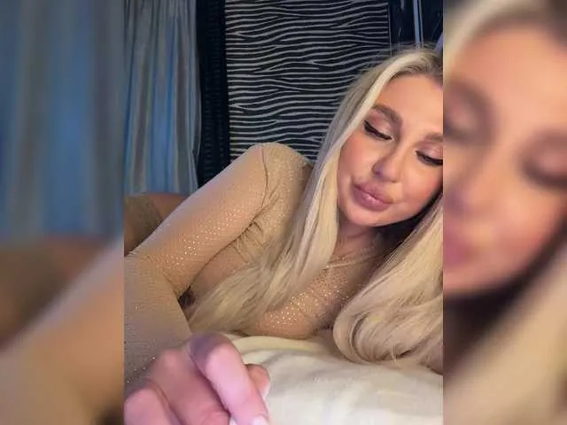 Offline Kotofeyka1 on BongaCams