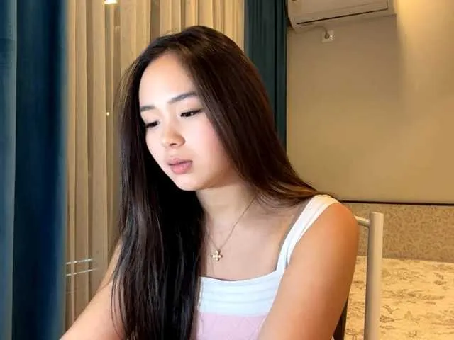 LatrishaAltigs on BongaCams