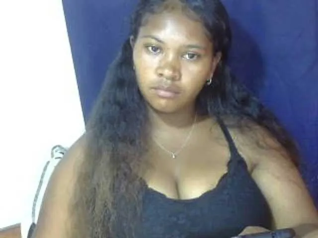 Offline Leticiah on BongaCams