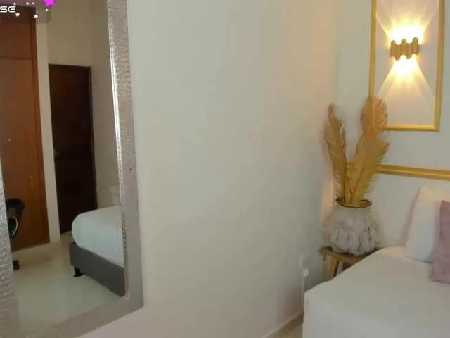 lia-sexx19 — that they speak to me dirty 
The vibrations
be dominated