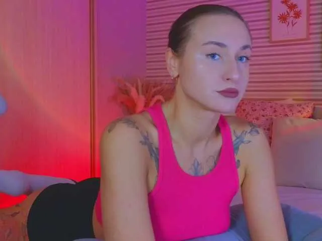 Offline Lillii on BongaCams