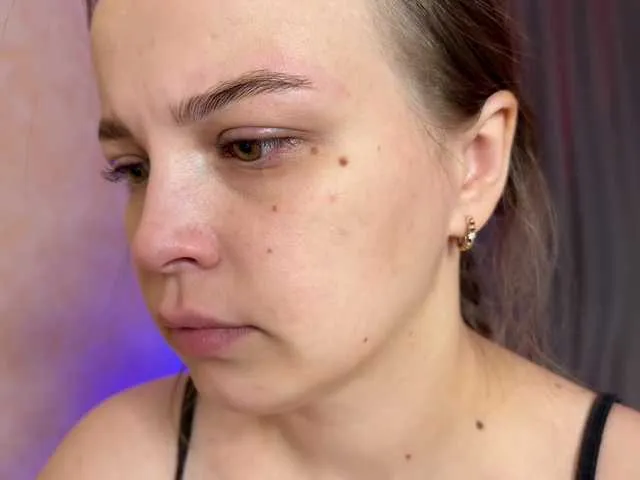 Offline little-nymphomaniac on BongaCams