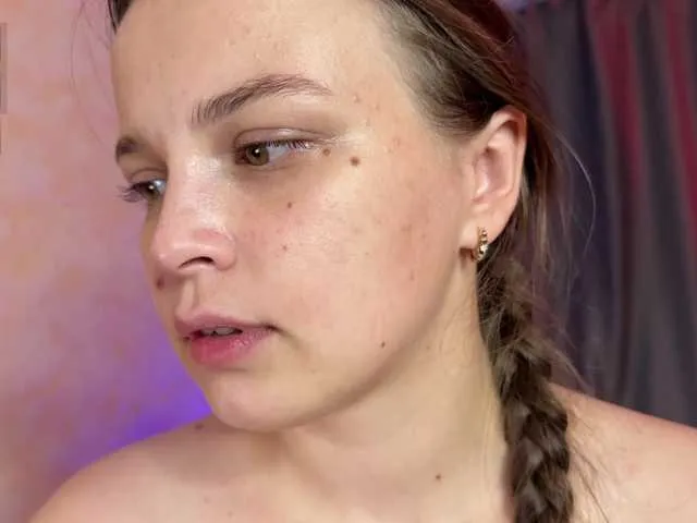 Offline little-nymphomaniac on BongaCams