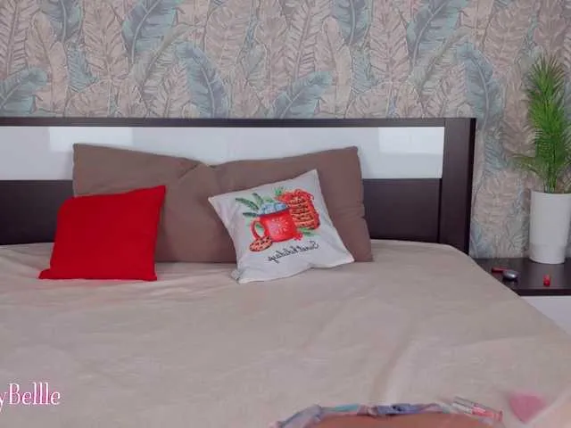 Offline Loly-Poly on BongaCams