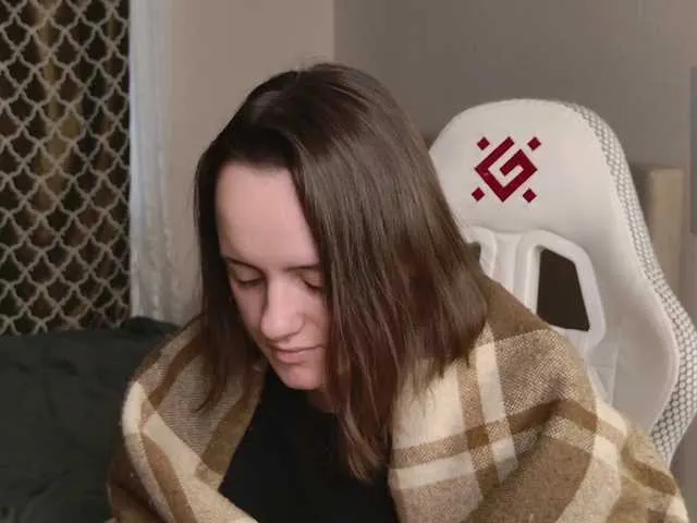 Offline LunaL0ve on BongaCams