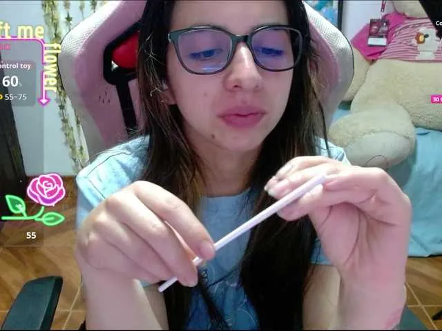 Maggie-Fox on BongaCams 