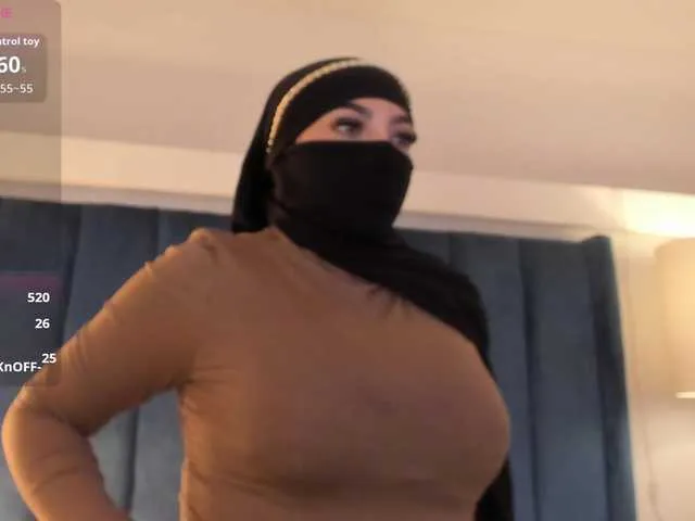 Offline malih- on BongaCams