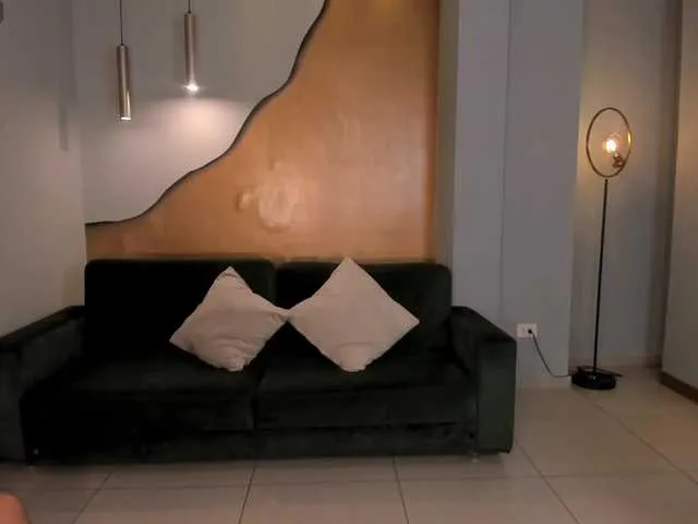 Offline MariaHerrera on BongaCams