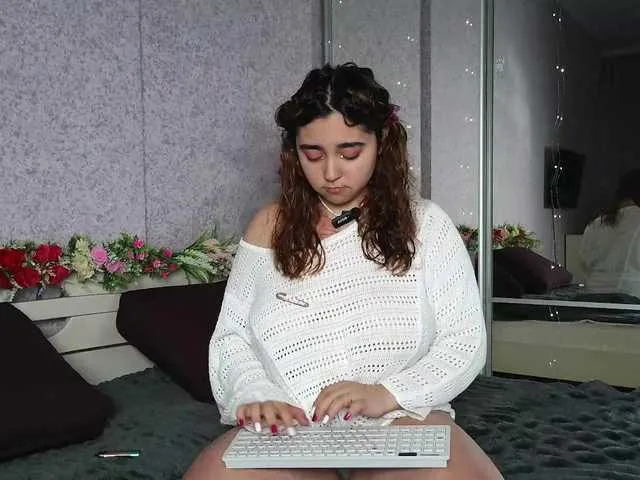 Offline Mary-Mee on BongaCams