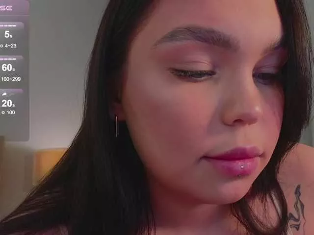 Offline MaryMayven on BongaCams