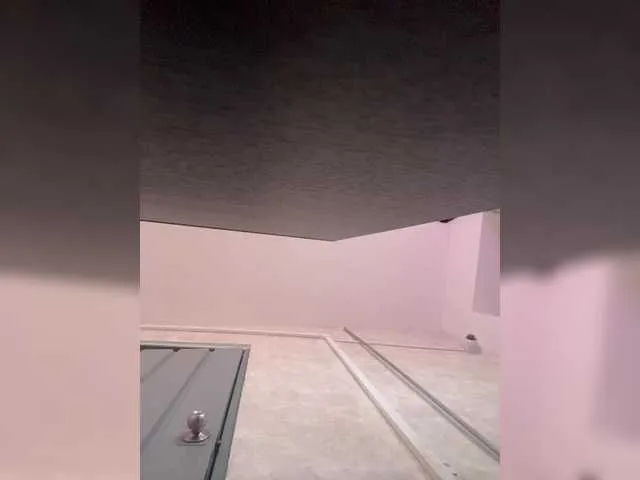 Megan-Holly on BongaCams