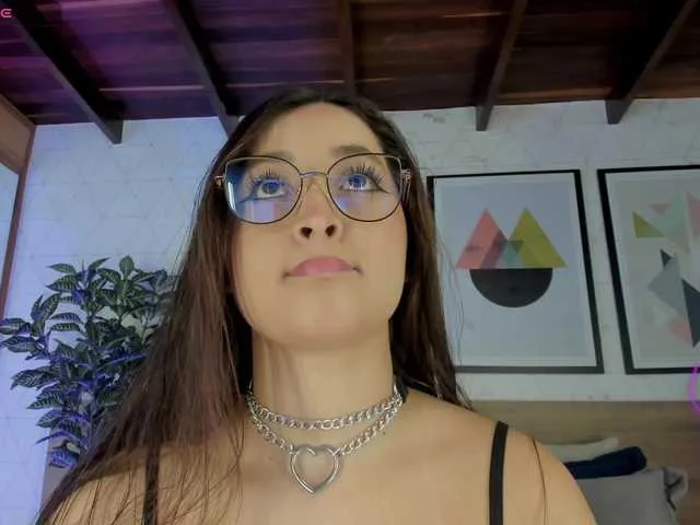 MiaKay on BongaCams