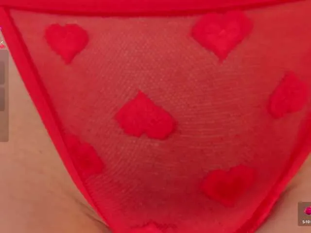 Offline MiaRoberts1 on BongaCams