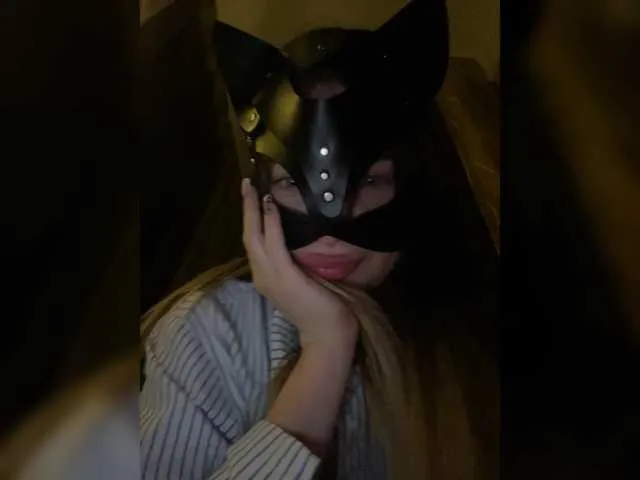 Offline missisMilli on BongaCams