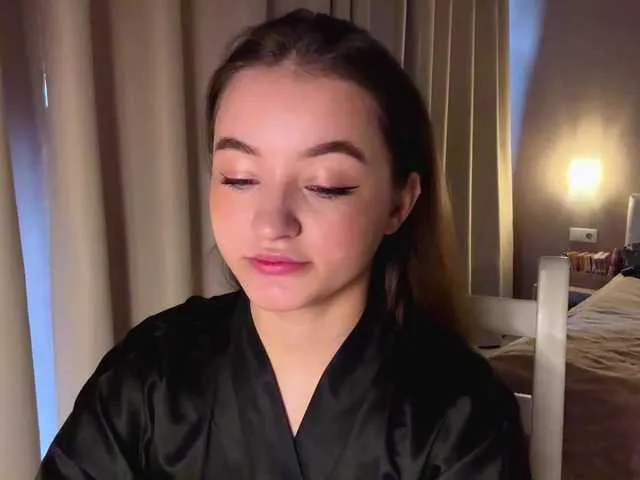 Freechat MonaBucek on BongaCams