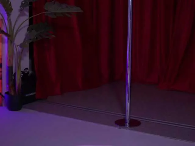 NatyDesiree on BongaCams