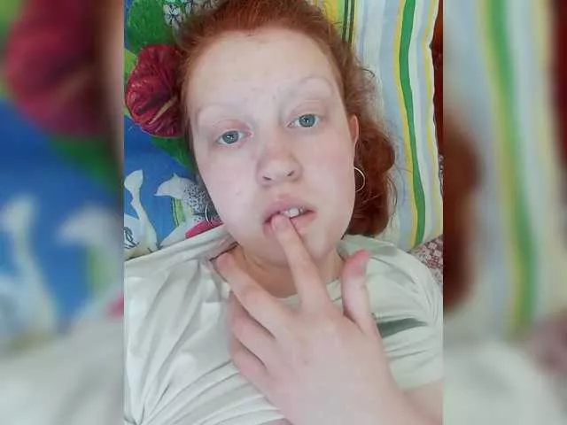 Offline Olga-25 on BongaCams