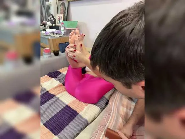 Offline Paratrax on BongaCams