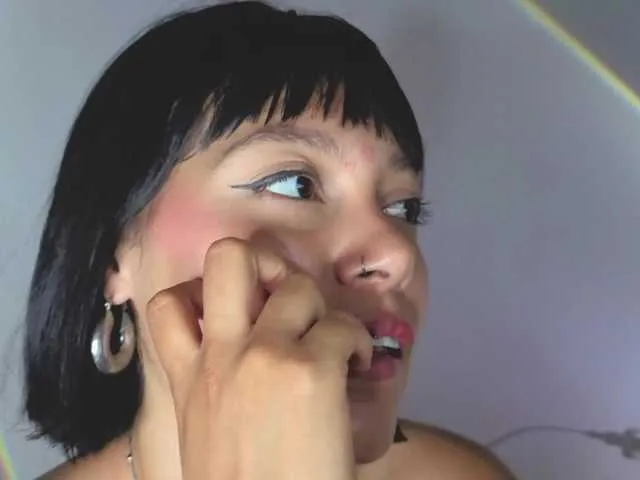 Freechat Qadesh on BongaCams