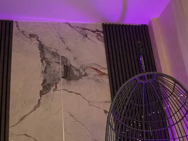 Offline RachelRavee on BongaCams