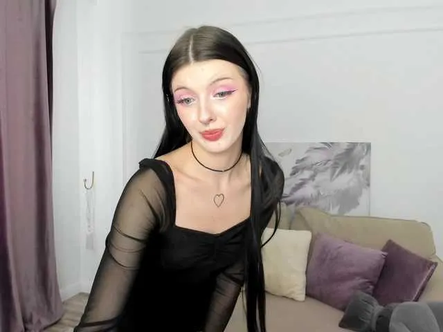 RoxyHopper — I love to dance, laugh, and create unforgettable moments --- whether we're sharing a flirty smile or something much more intimate. 
Let's get to know each other and make our time together something you'll never forget. 