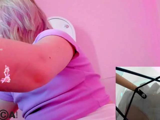 Offline Sara-Moor on BongaCams