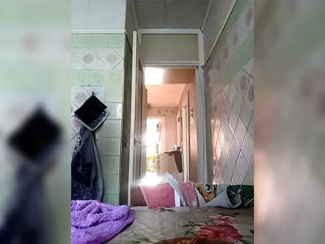 SashaZ1 on BongaCams 