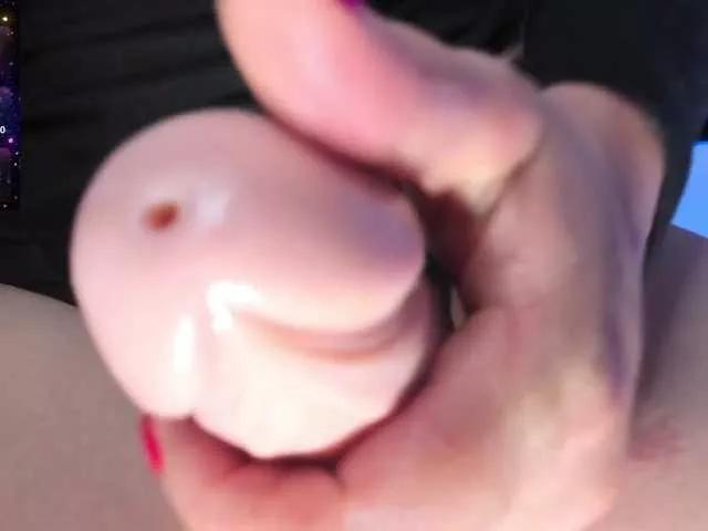 Saskyaajohnson on BongaCams