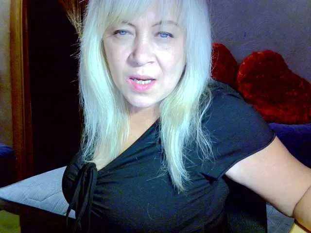 Offline Savan35na on BongaCams