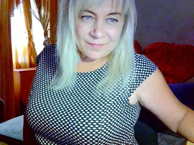 Offline Savan35na on BongaCams