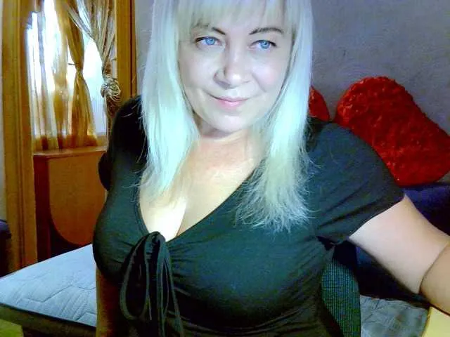 Offline Savan35na on BongaCams