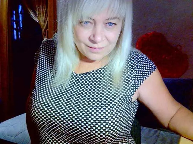 Offline Savan35na on BongaCams