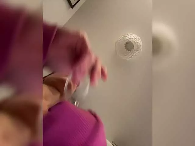 Offline Sheytan3 on BongaCams