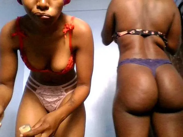 Slutgals2 on BongaCams