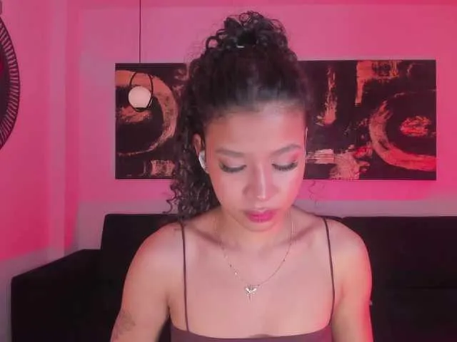 Freechat SophieHouston on BongaCams