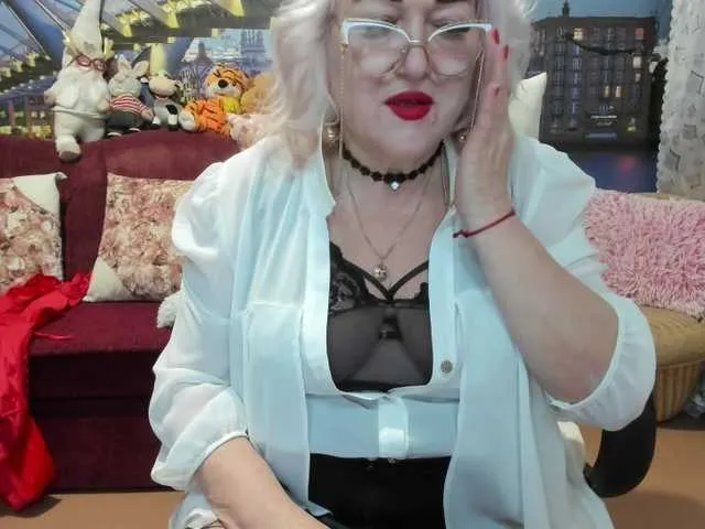 Offline StarMarmelada on BongaCams