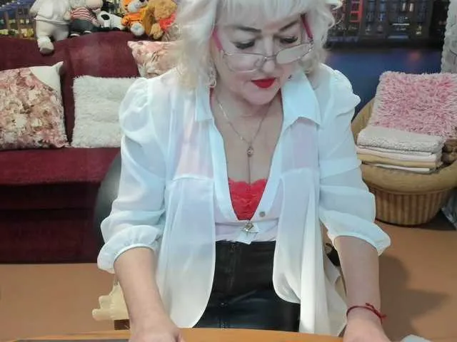 Offline StarMarmelada on BongaCams