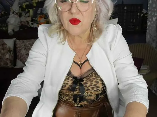 Offline StarMarmelada on BongaCams